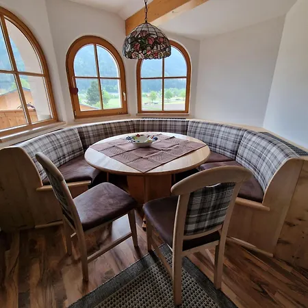 Ferienlandhaus Hofer Apartment Fulpmes