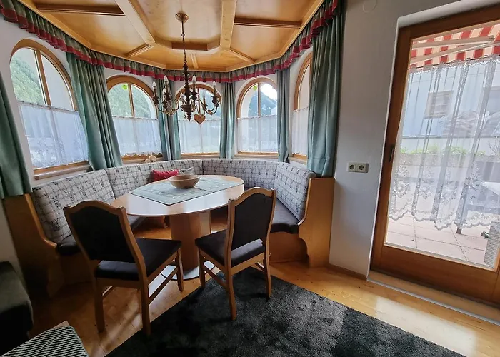 Апартаменты Ferienlandhaus Hoefer *