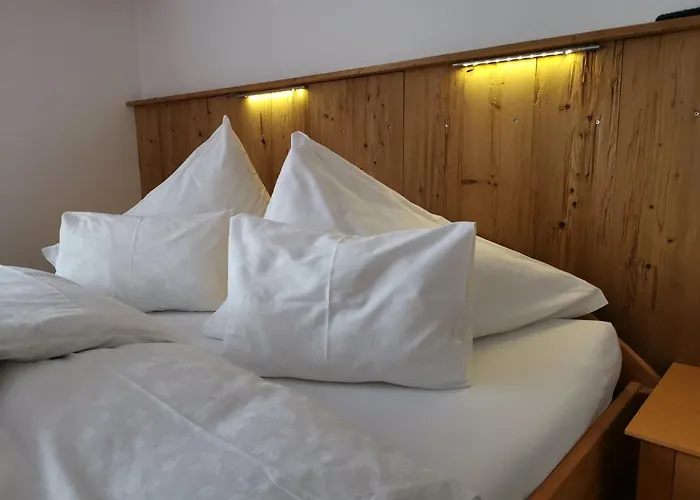 Апартаменты Ferienlandhaus Hoefer *